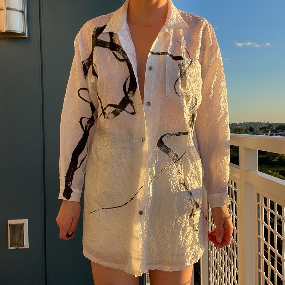 Vintage White Black Abstract Print Crinkle Shirt - Picture 2 of 7